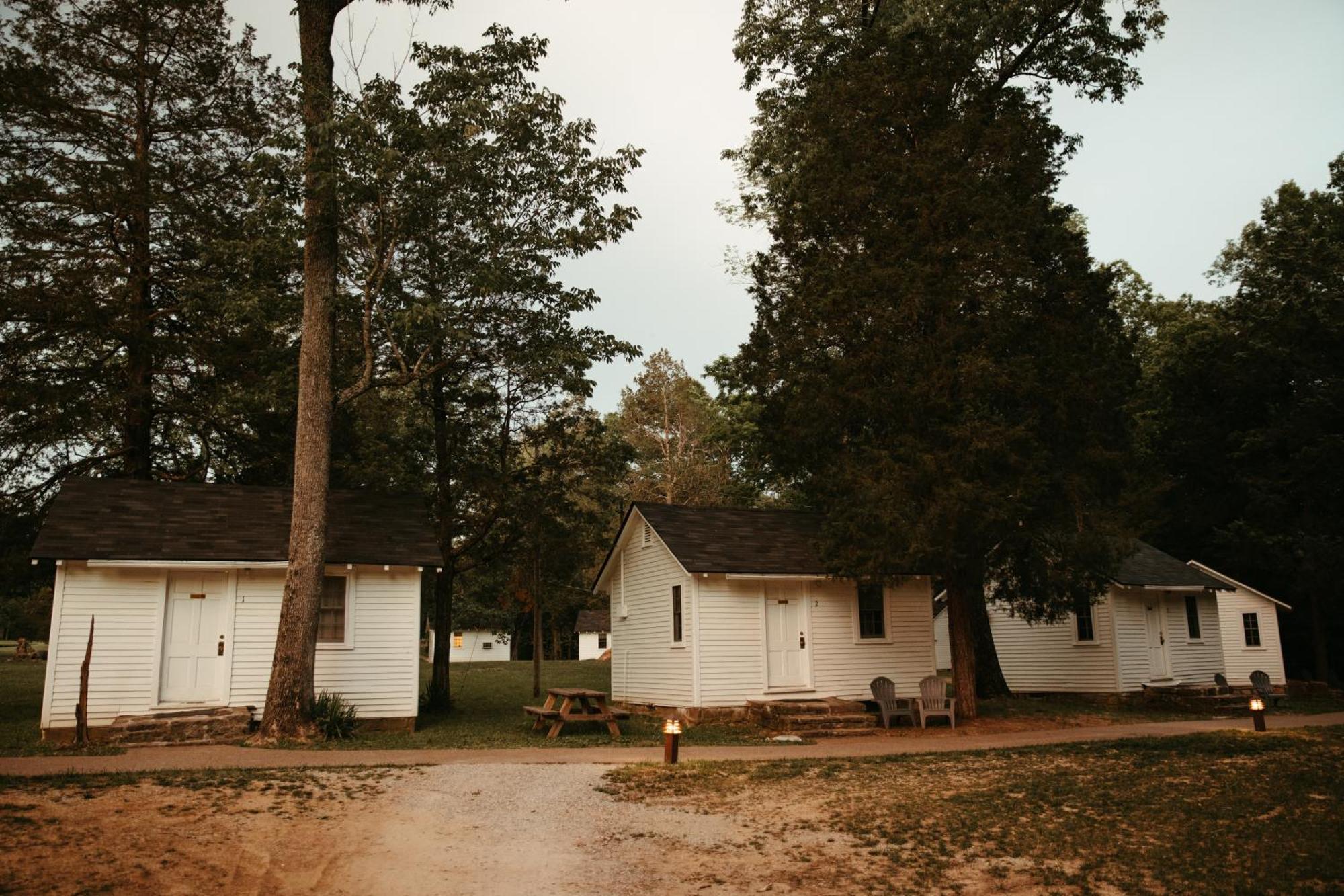 Mammoth Cave Lodge And Cabins Exterior foto